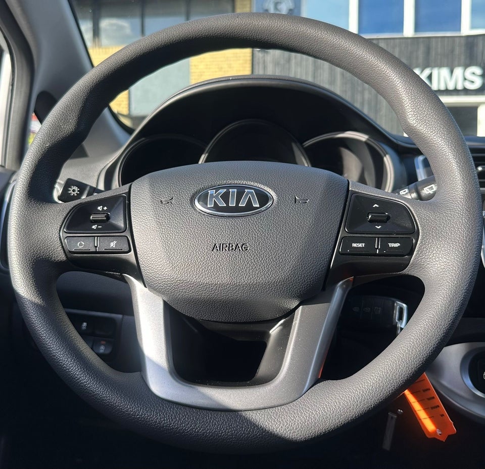 Kia Rio 1,2 CVVT Style+ 5d