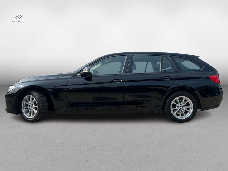 BMW 320d 2,0 Touring 5d