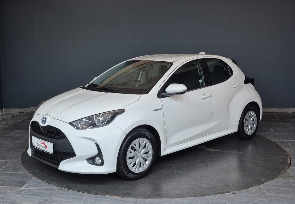 Toyota Yaris 1,5 Hybrid H3 e-CVT 5d