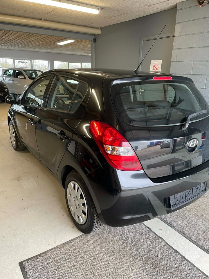 Hyundai i20 1,25 Comfort 5d
