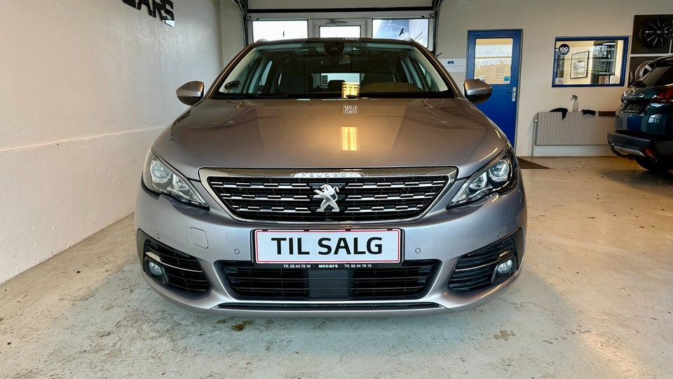 Peugeot 308 1,2 e-THP 130 Allure+ SW 5d