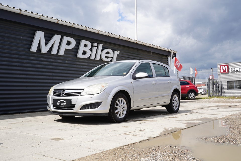Opel Astra 1,4 16V Enjoy 5d