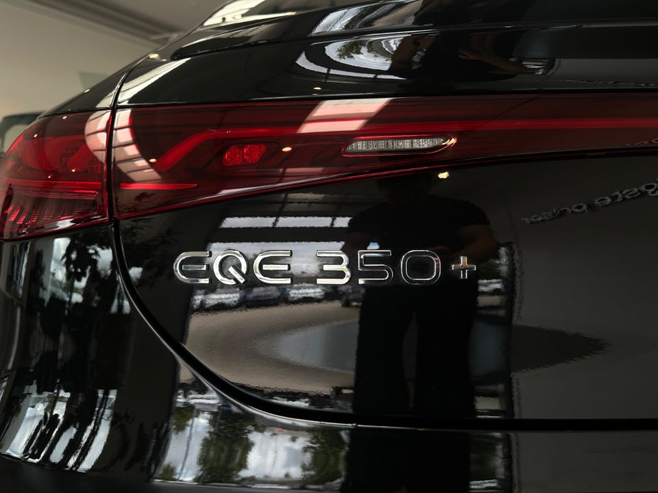 Mercedes EQE350+ Avantgarde 4d