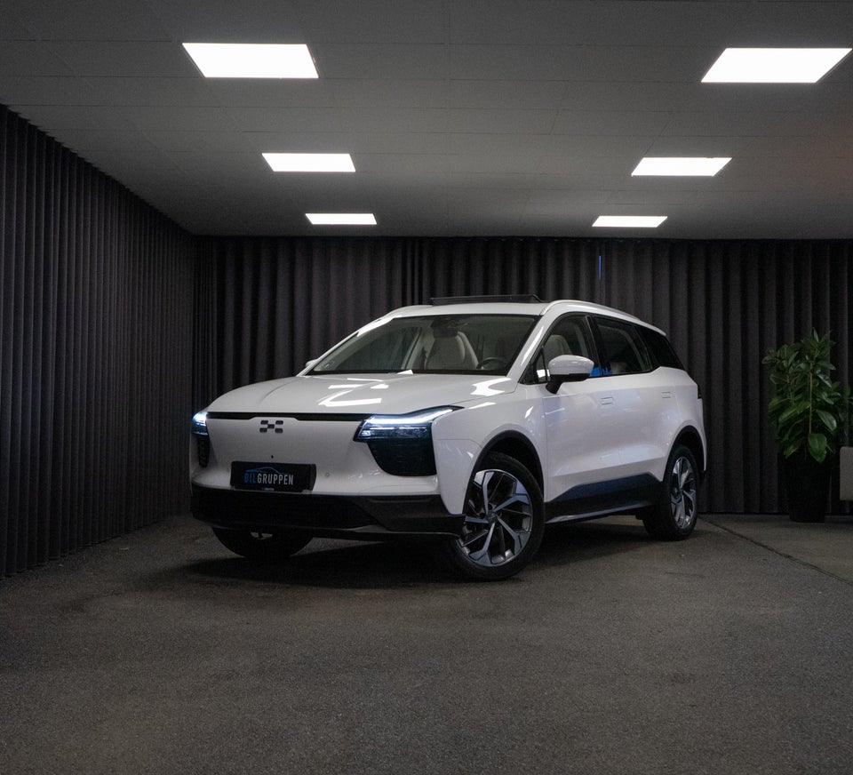 Aiways U5 Premium 5d