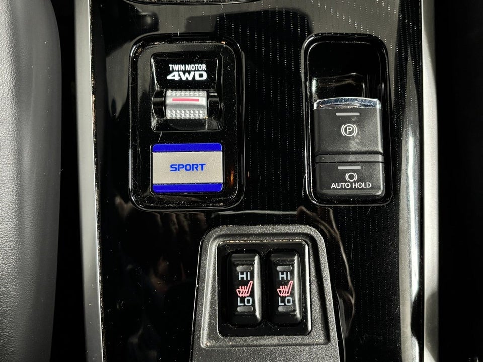 Mitsubishi Outlander 2,4 PHEV Instyle CVT 4WD 5d