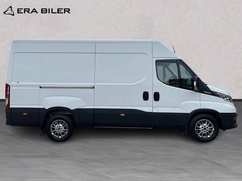 Iveco Daily 3,0 35S18 12m³ Van AG8