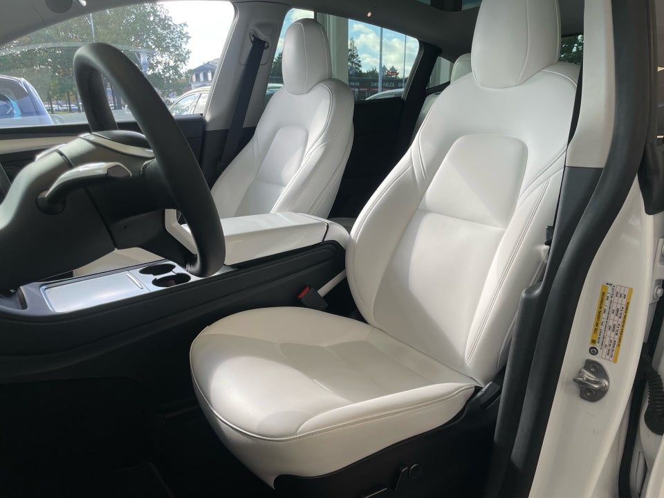 Tesla Model Y Long Range AWD 5d