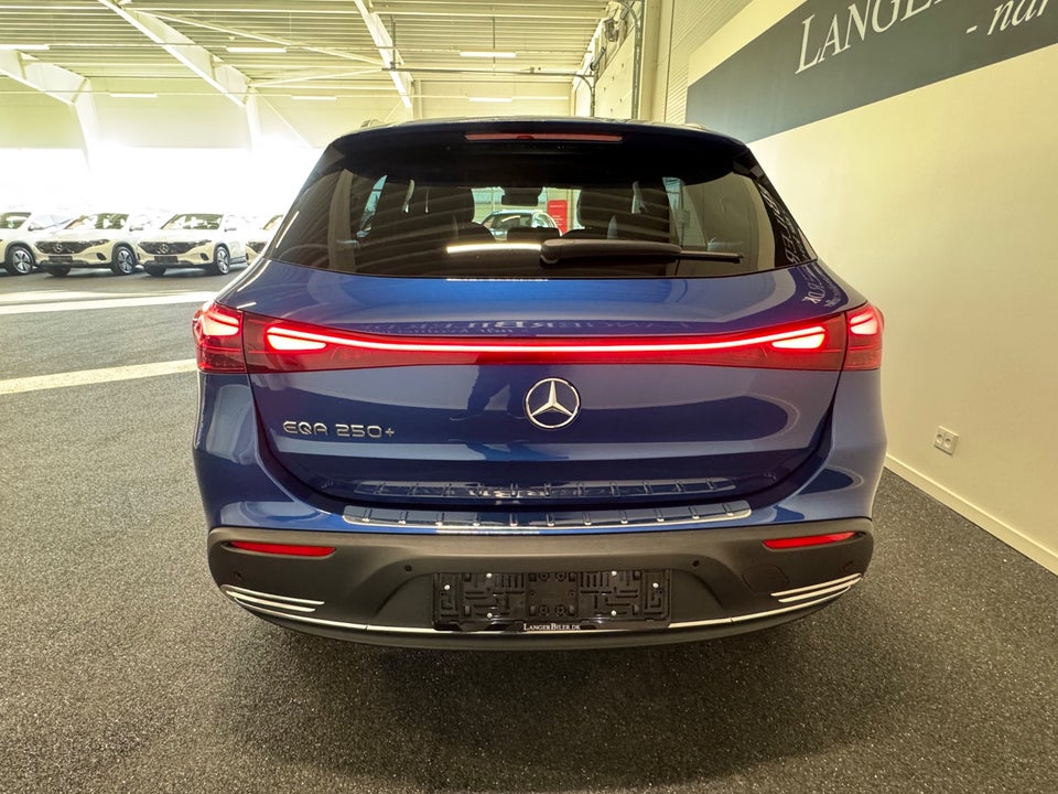 Mercedes EQA250+ Progressive 5d