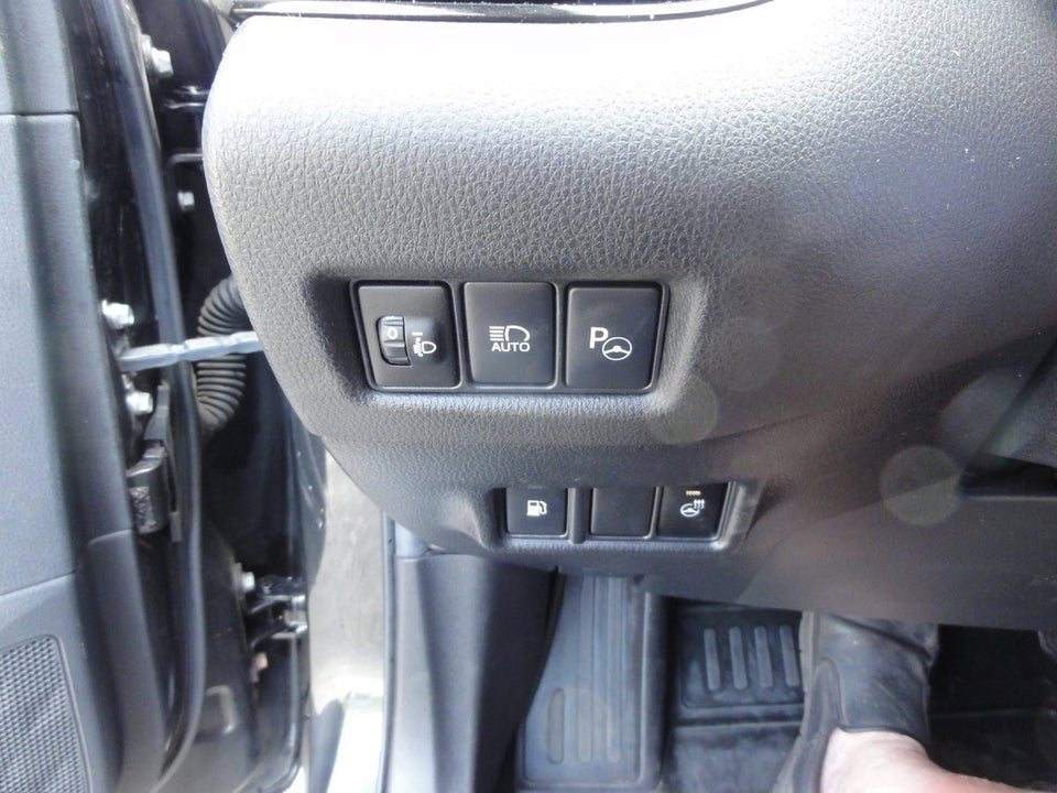 Toyota C-HR 1,8 Hybrid C-ULT CVT 5d