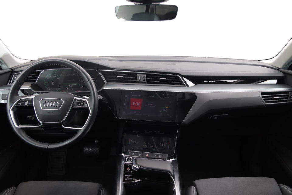 Audi Q8 e-tron 55 Advanced quattro 5d