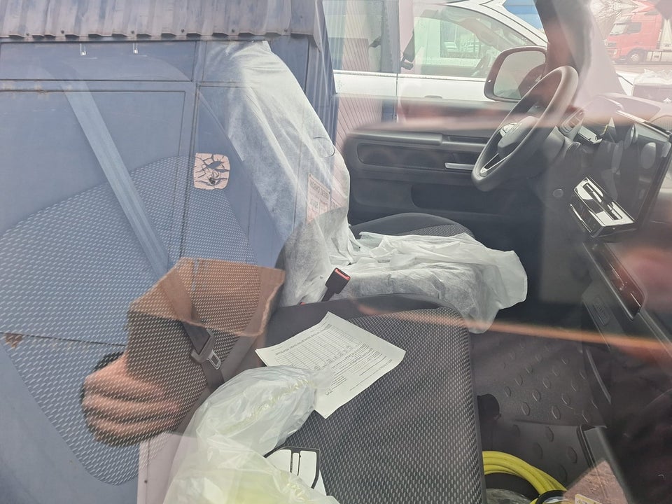 VW ID.Buzz 77 Cargo Comfort