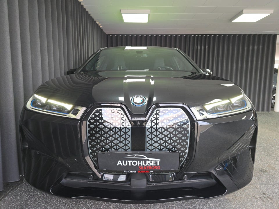 BMW iX xDrive50 Supercharged 5d