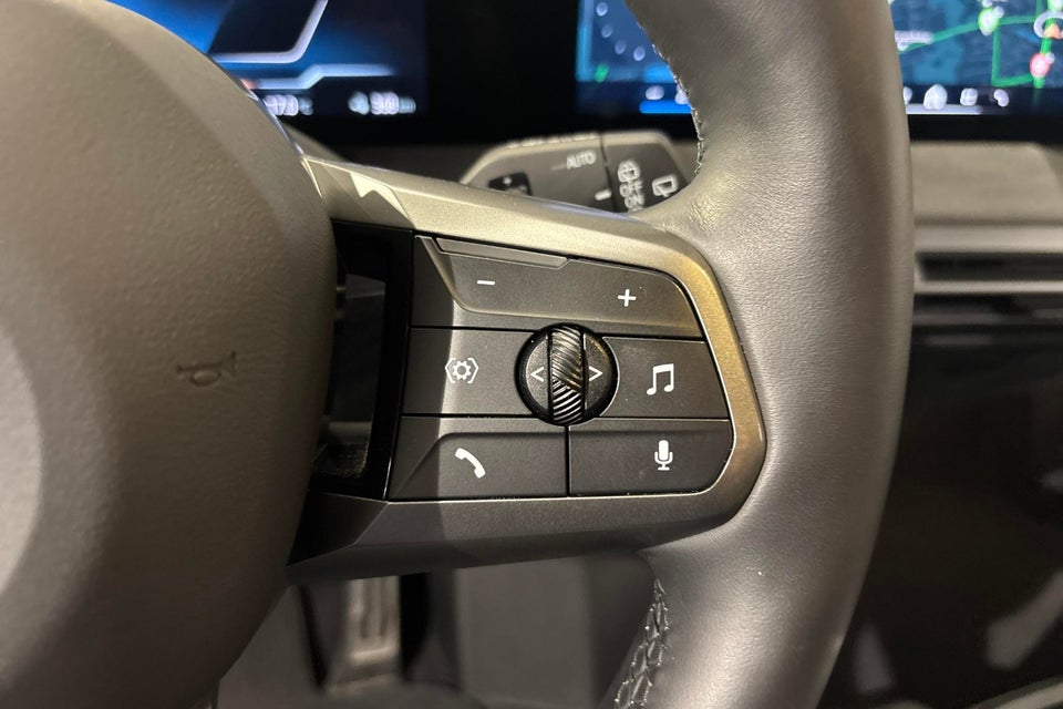 BMW iX xDrive60 Fully Charged 5d