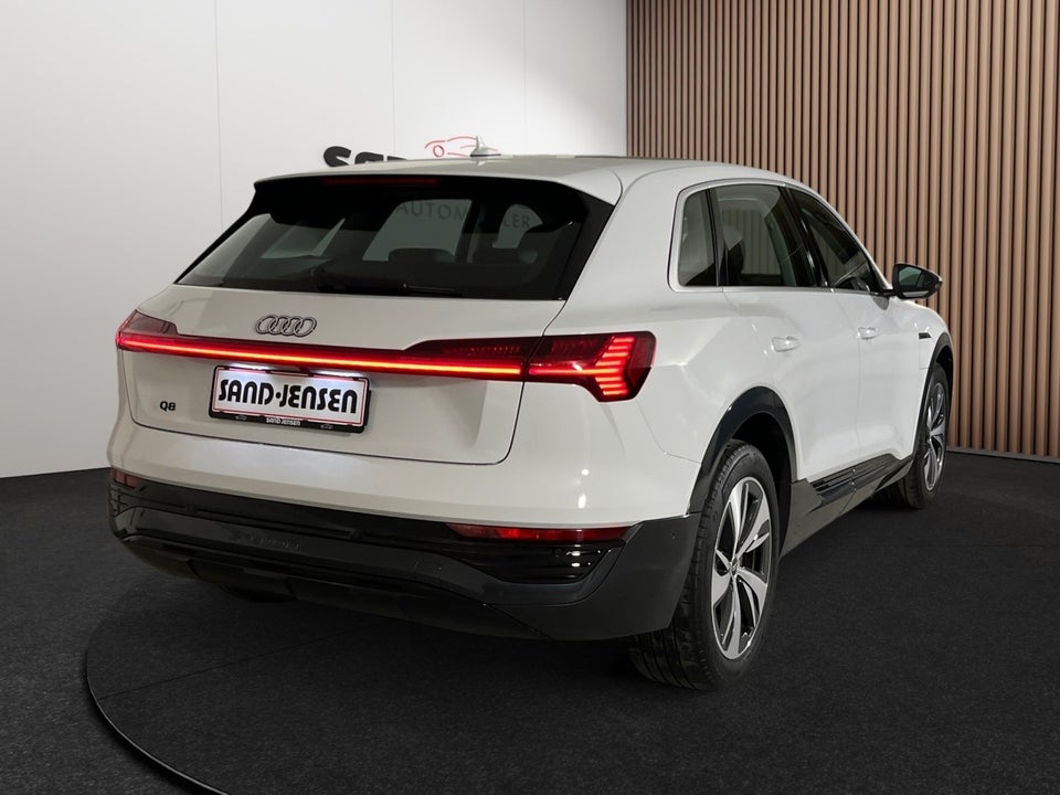 Audi Q8 e-tron 50 Advanced quattro 5d