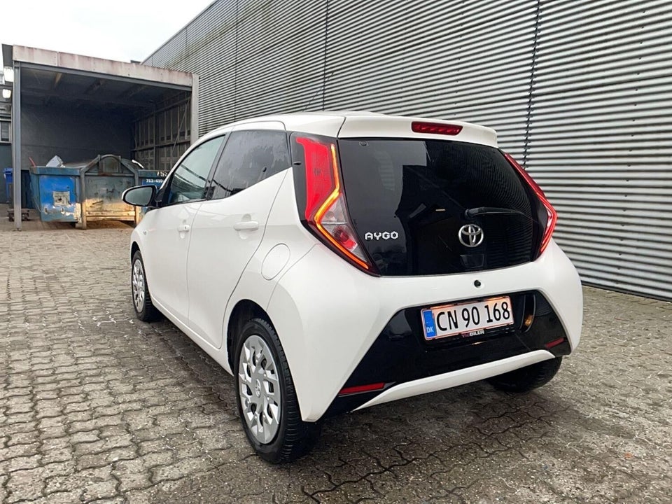 Toyota Aygo 1,0 VVT-i x-pression 5d