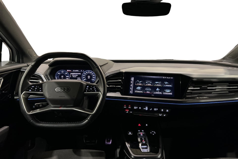 Audi Q4 e-tron 40 S-line 5d