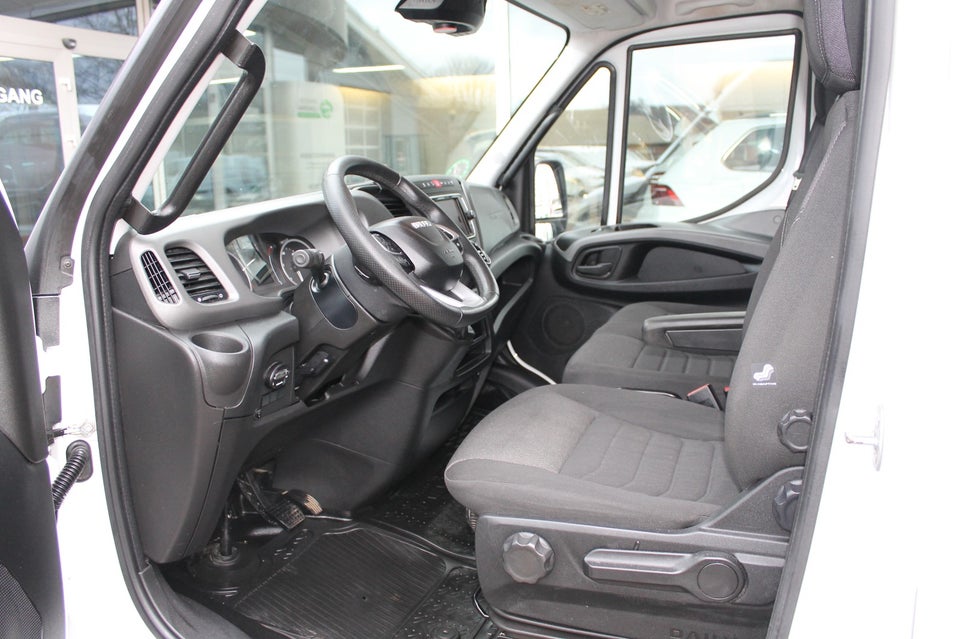 Iveco Daily 3,0 35S18 12m³ Van AG8