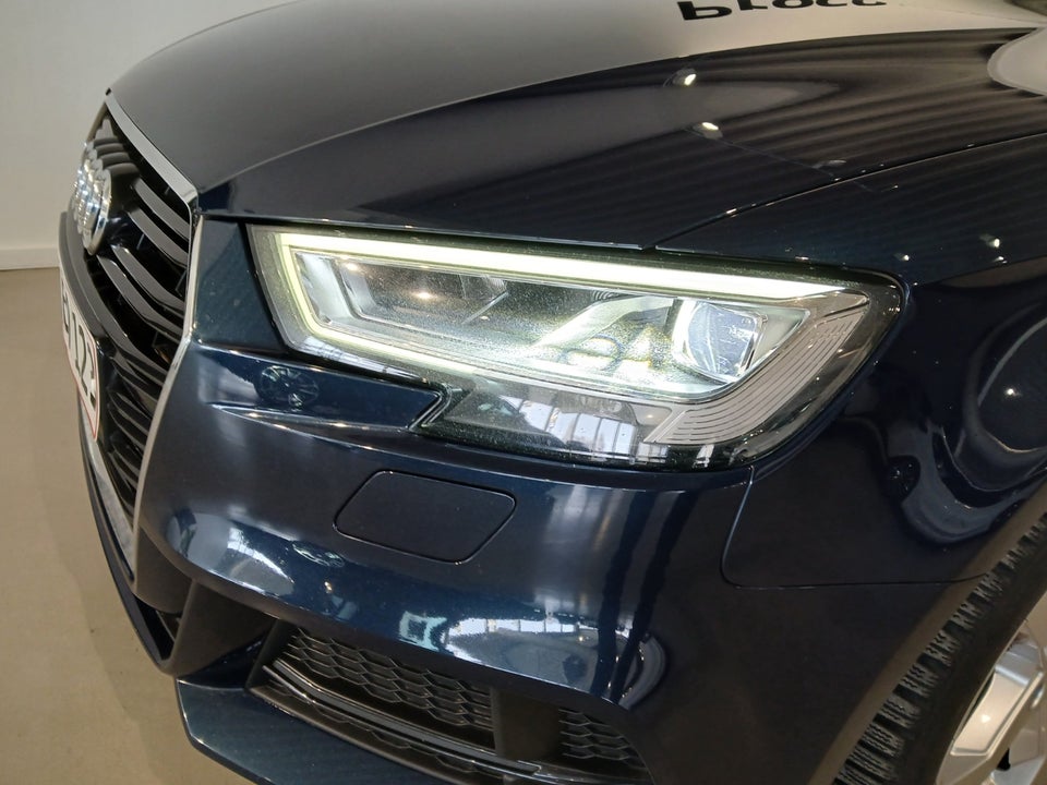Audi A3 35 TFSi S-line Sportback 5d
