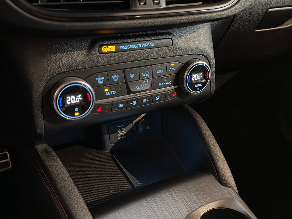 Ford Kuga 2,5 PHEV ST-Line X CVT 5d