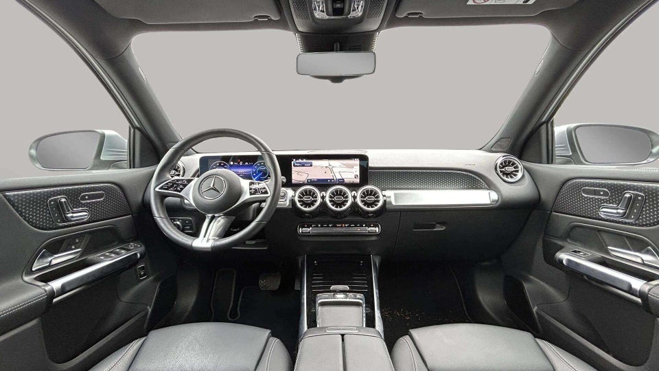 Mercedes EQB300 Progressive Advance Plus 4Matic 5d
