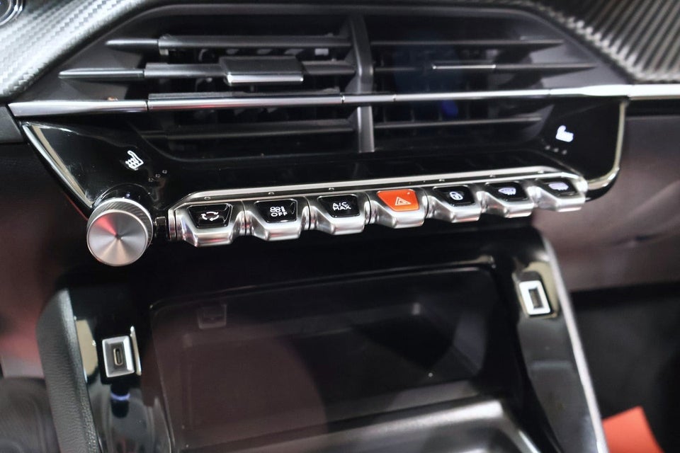 Peugeot 2008 1,2 PureTech 100 Allure 5d