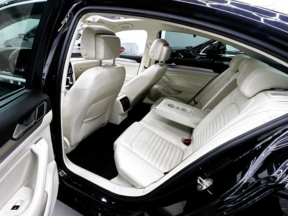 VW Passat 1,4 GTE Highline DSG 4d