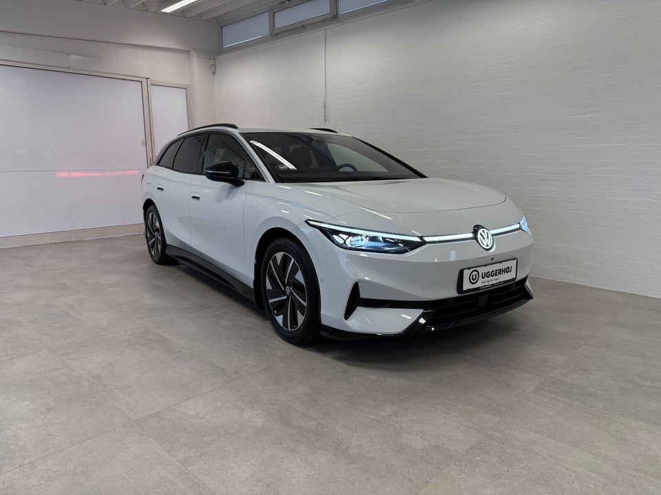 VW ID.7 77 Style Tourer 5d