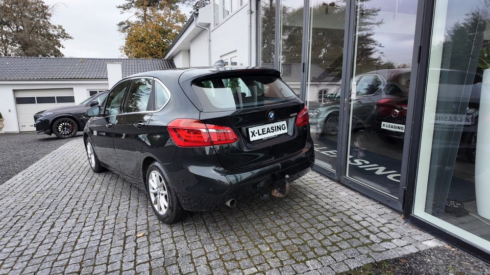 BMW 218i 1,5 Active Tourer Advantage 5d