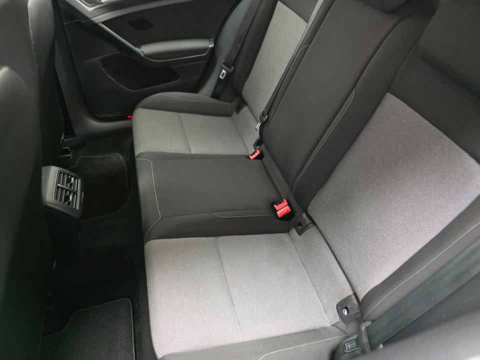 VW Golf VII 1,4 TSi 122 Edition 40 DSG BMT 5d