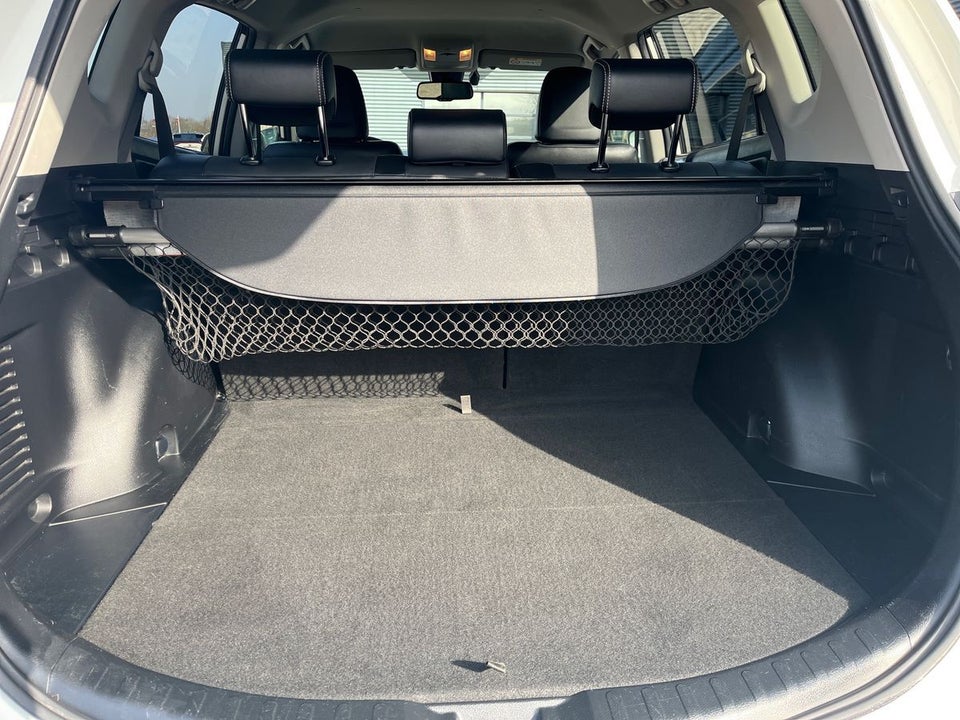 Toyota RAV4 2,0 D-4D T3 Selected 5d