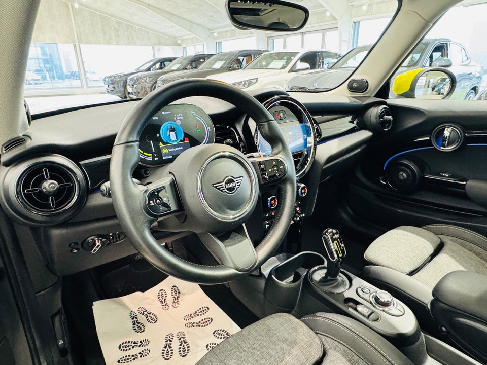 MINI Cooper SE Edition Premium Plus 3d