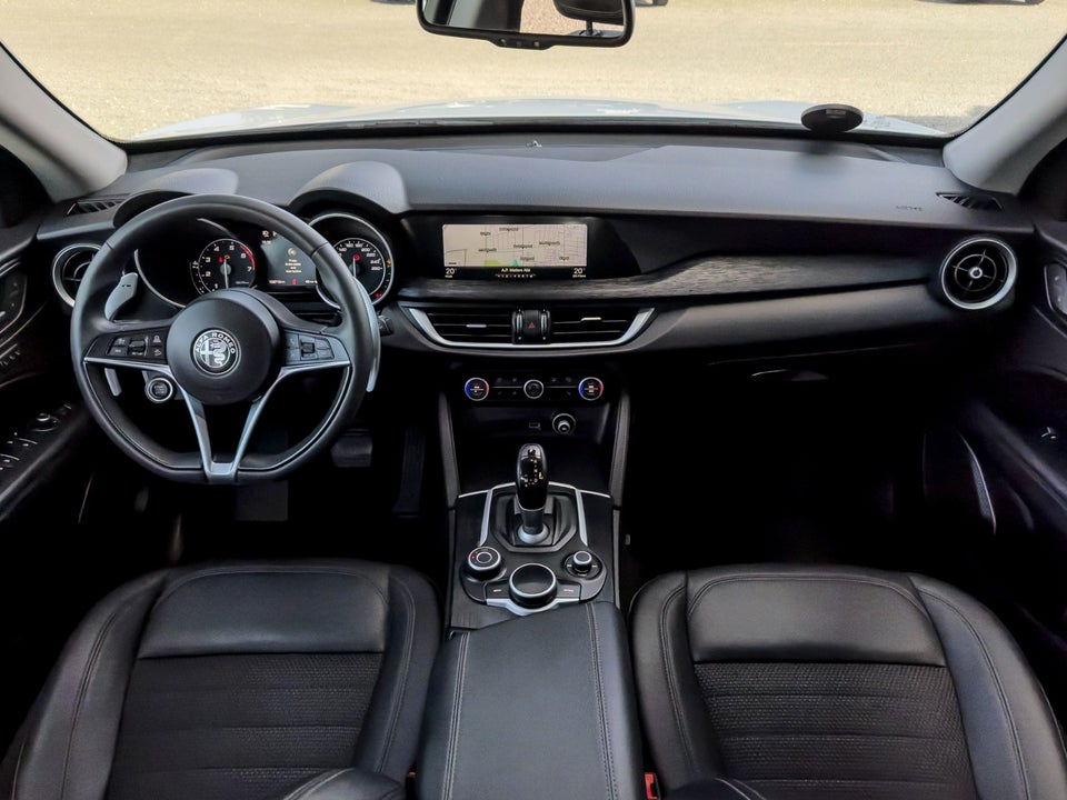 Alfa Romeo Stelvio 2,0 T 200 Edizione aut. Q4 5d