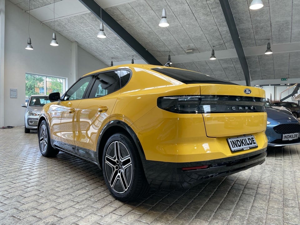 Ford Capri 79 Premium Extended Range AWD 5d