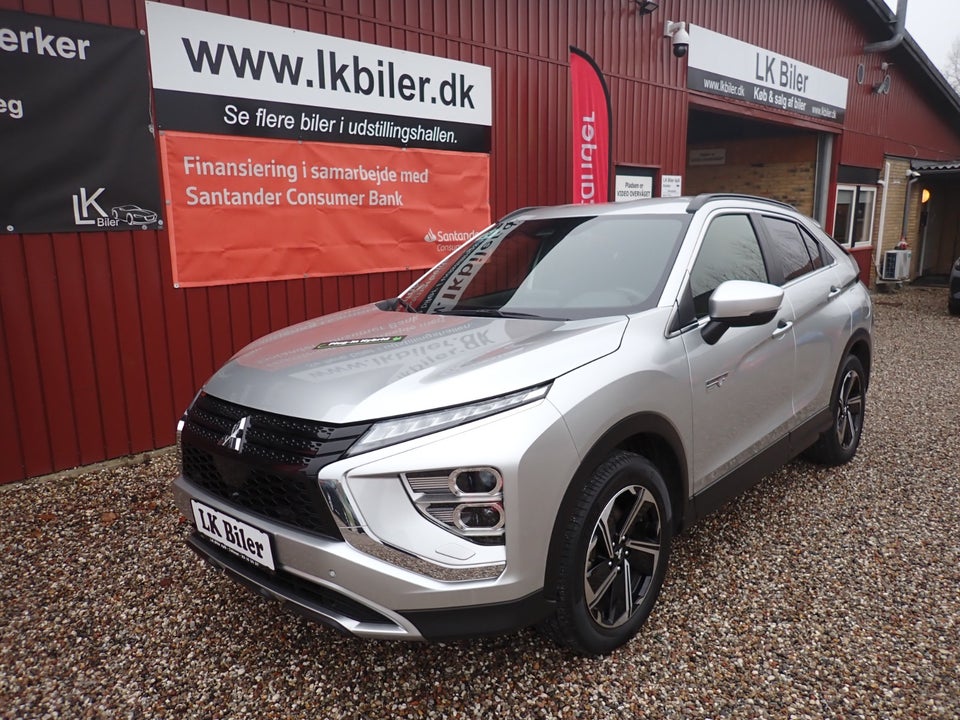 Mitsubishi Eclipse Cross 2,4 PHEV Invite CVT 4WD 5d