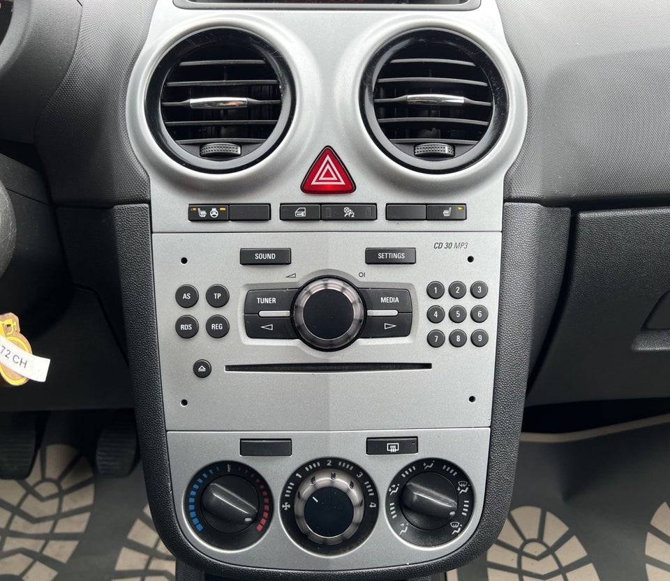 Opel Corsa 1,0 12V Enjoy 3d