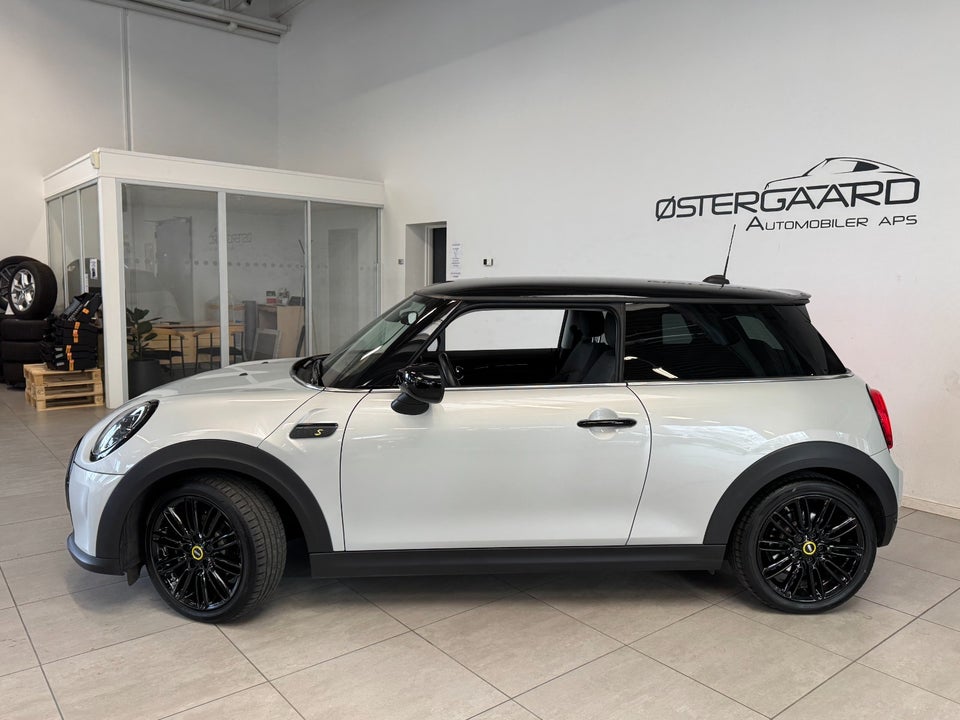 MINI Cooper SE Classic Trim 3d