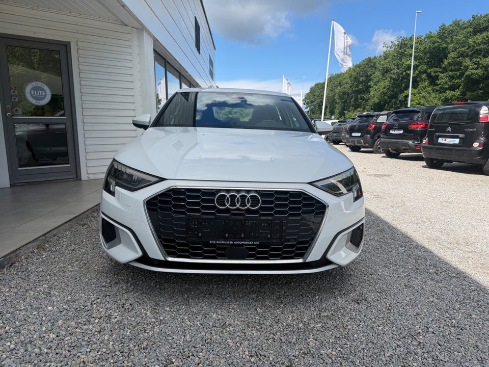 Audi A3 40 TFSi e Prestige Sportback S-tr. 5d
