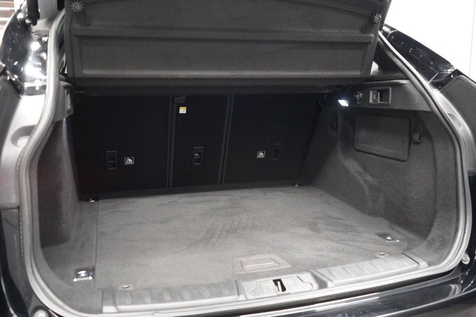 Jaguar F-Pace 2,0 D180 Pure aut. 5d