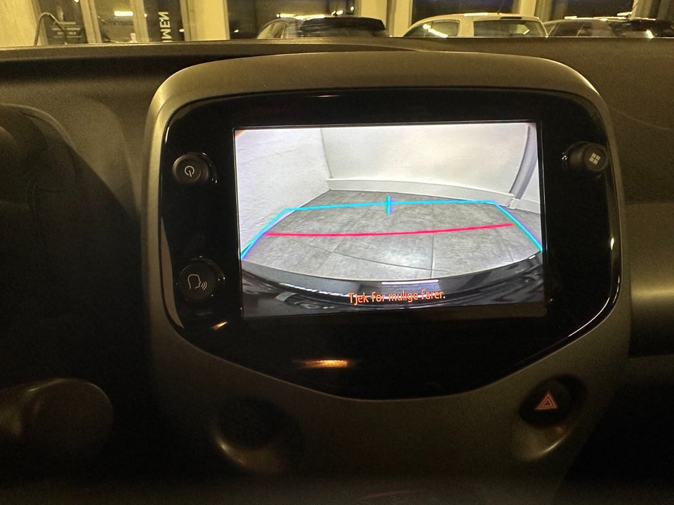 Toyota Aygo 1,0 VVT-i x-press 5d
