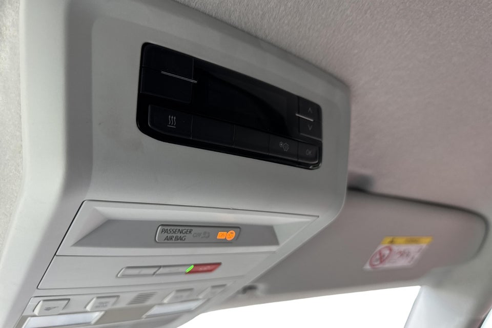 VW Transporter 2,0 TDi 150 Kassevogn DSG lang