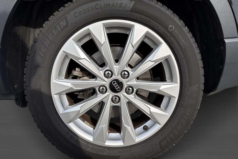 Audi Q3 45 TFSi e Attitude plus S-tr. 5d