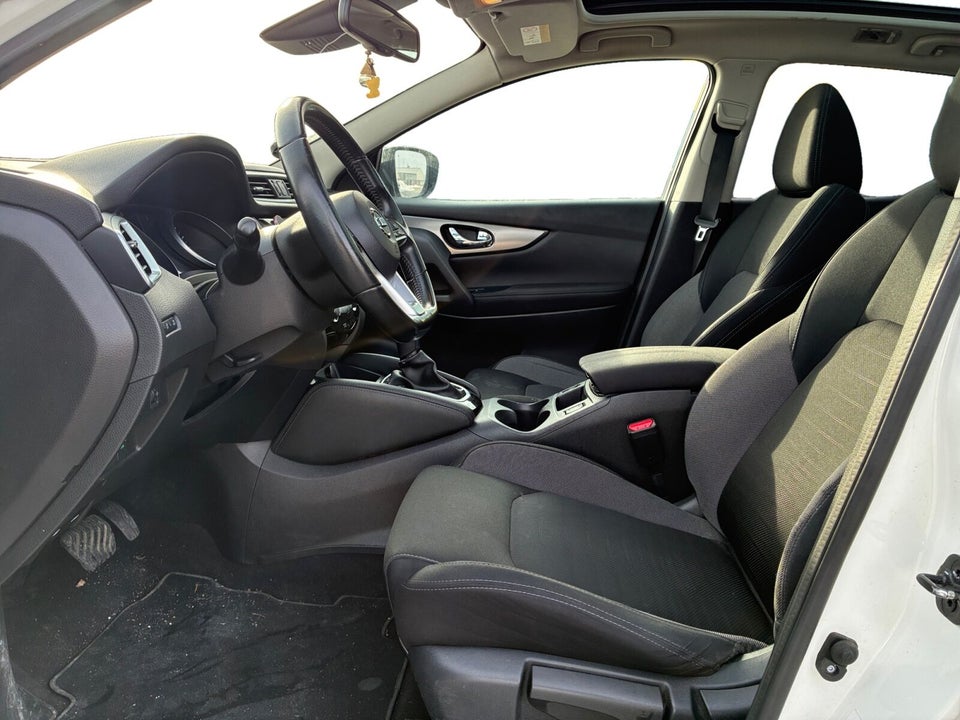 Nissan Qashqai 1,2 Dig-T 115 N-Connecta X-tr. 5d