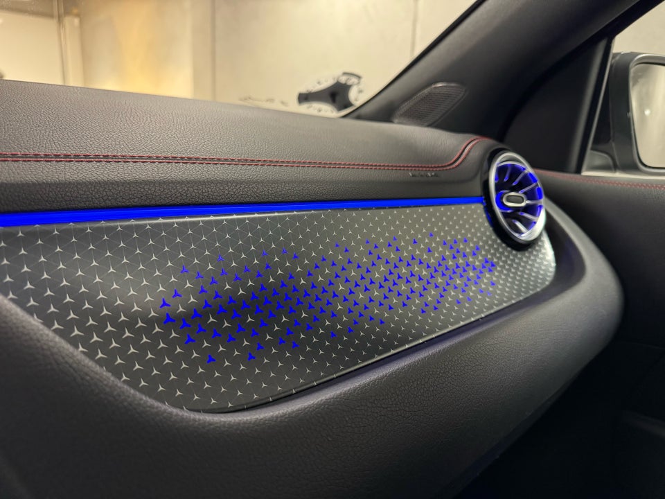 Mercedes EQA300 AMG Line 4Matic 5d