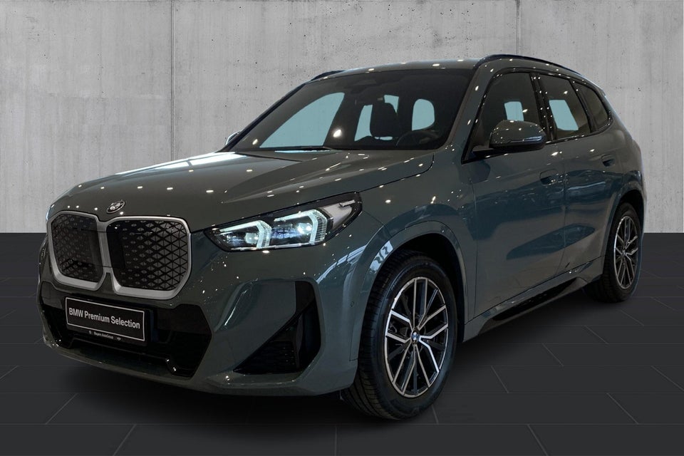 BMW iX1 xDrive30 M-Sport 5d