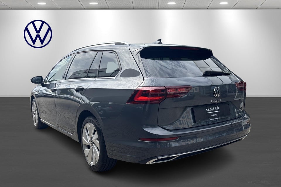 VW Golf VIII 1,5 eTSi 150 Style Variant DSG 5d