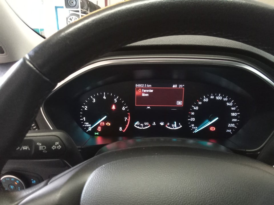 Ford Focus 1,0 EcoBoost Titanium 5d