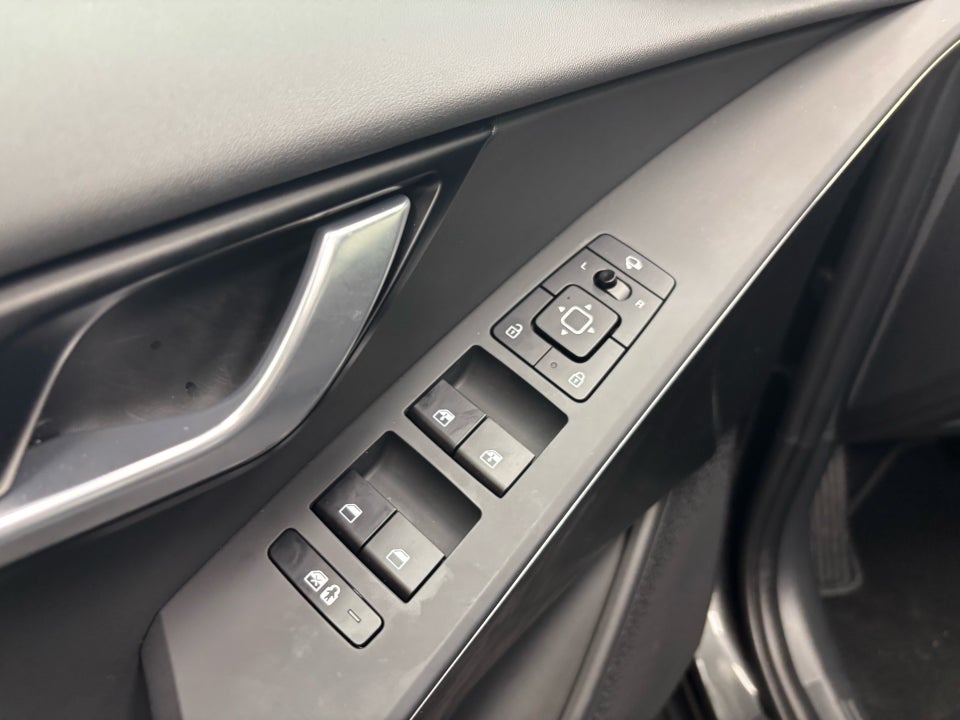 Kia Niro 64 EV Prestige 5d