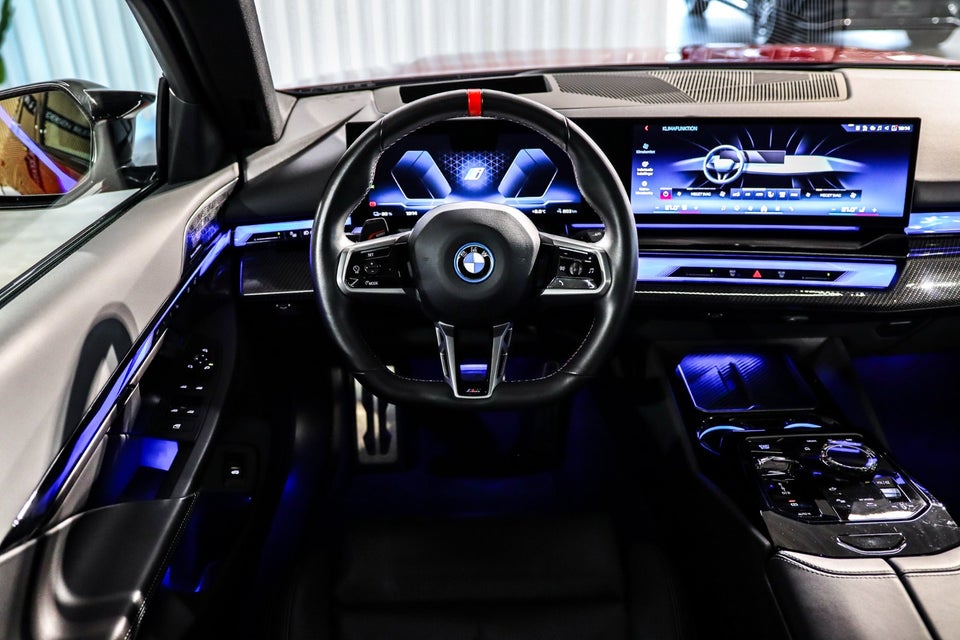 BMW i5 M60 Touring xDrive 5d