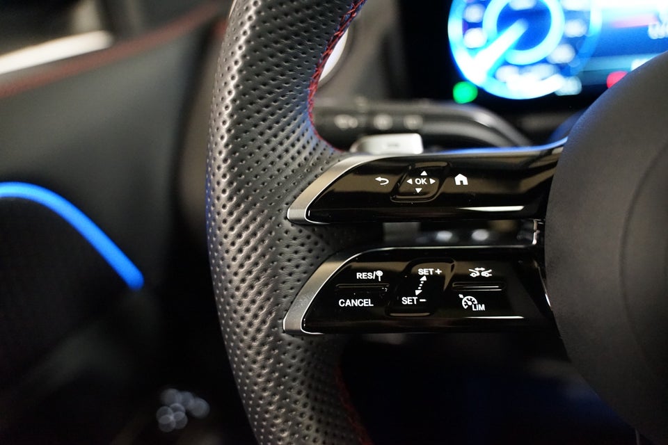 Mercedes EQA250+ AMG Premium 5d