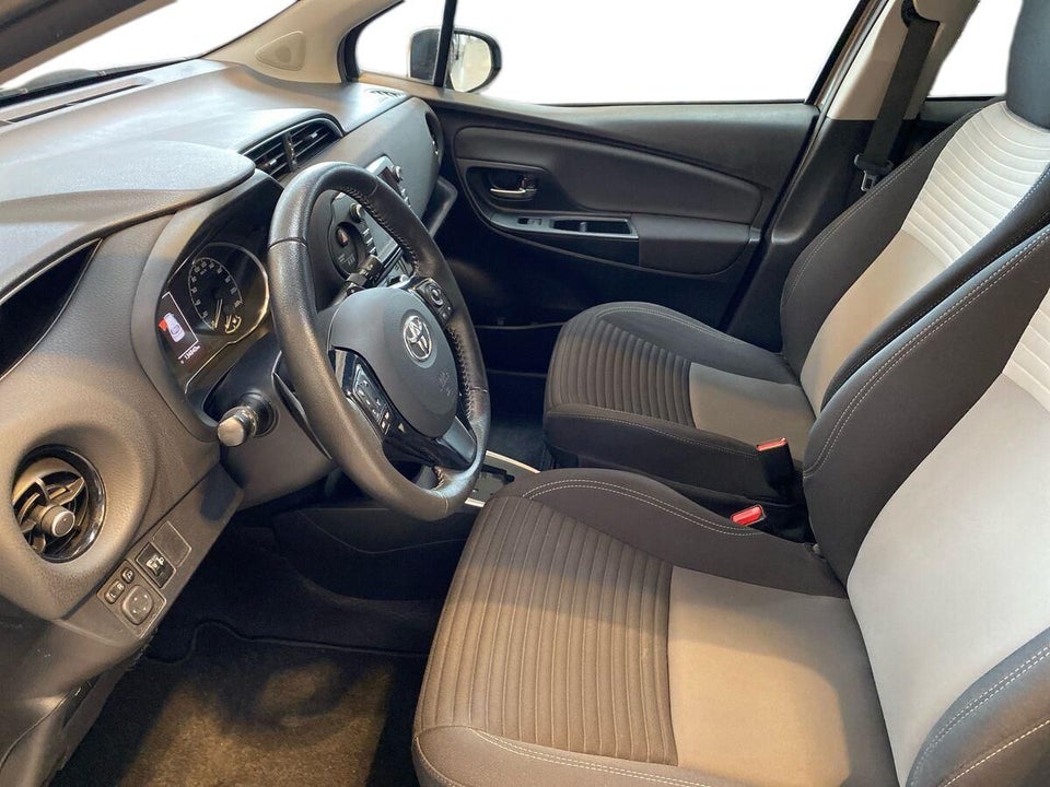 Toyota Yaris 1,5 VVT-iE T3 Limited Smart MDS 5d